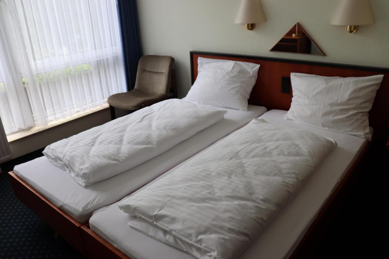 Hotel Stadthalle Uelzen Extérieur photo